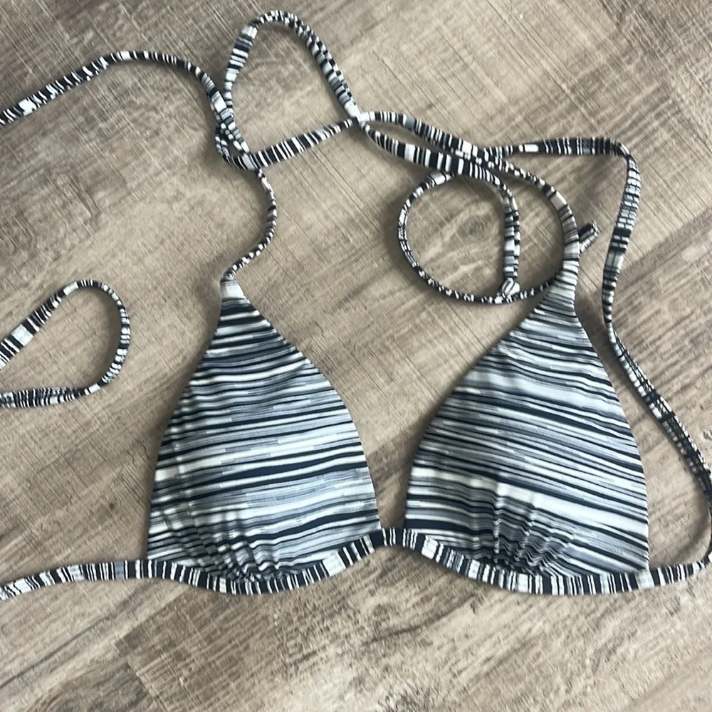 Frankie’s bikini coco bikini top In coco size L
